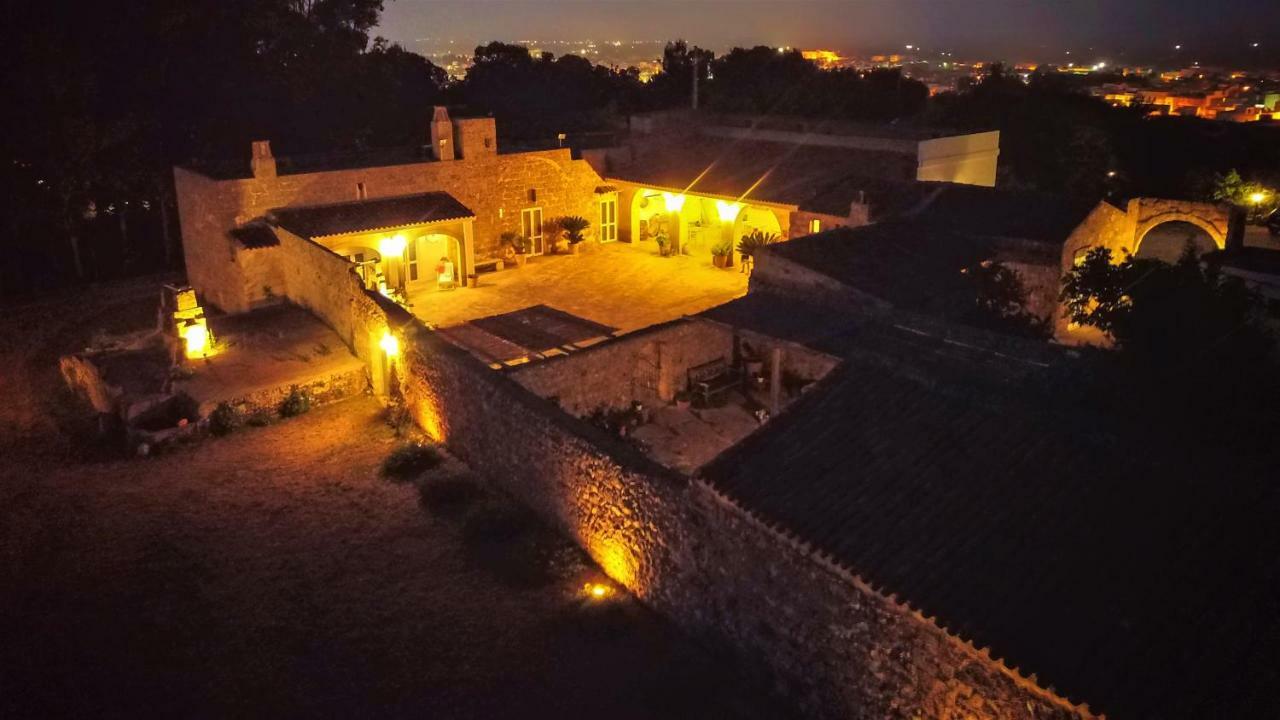 Masseria Uccio Alojamento de Acomodação e Pequeno-almoço 3*
